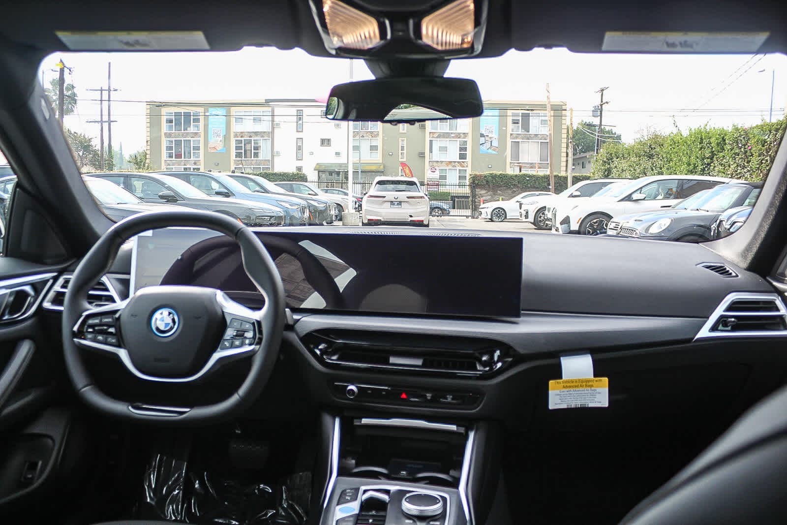 Thumbnail: 2026 BMW i4 - 12