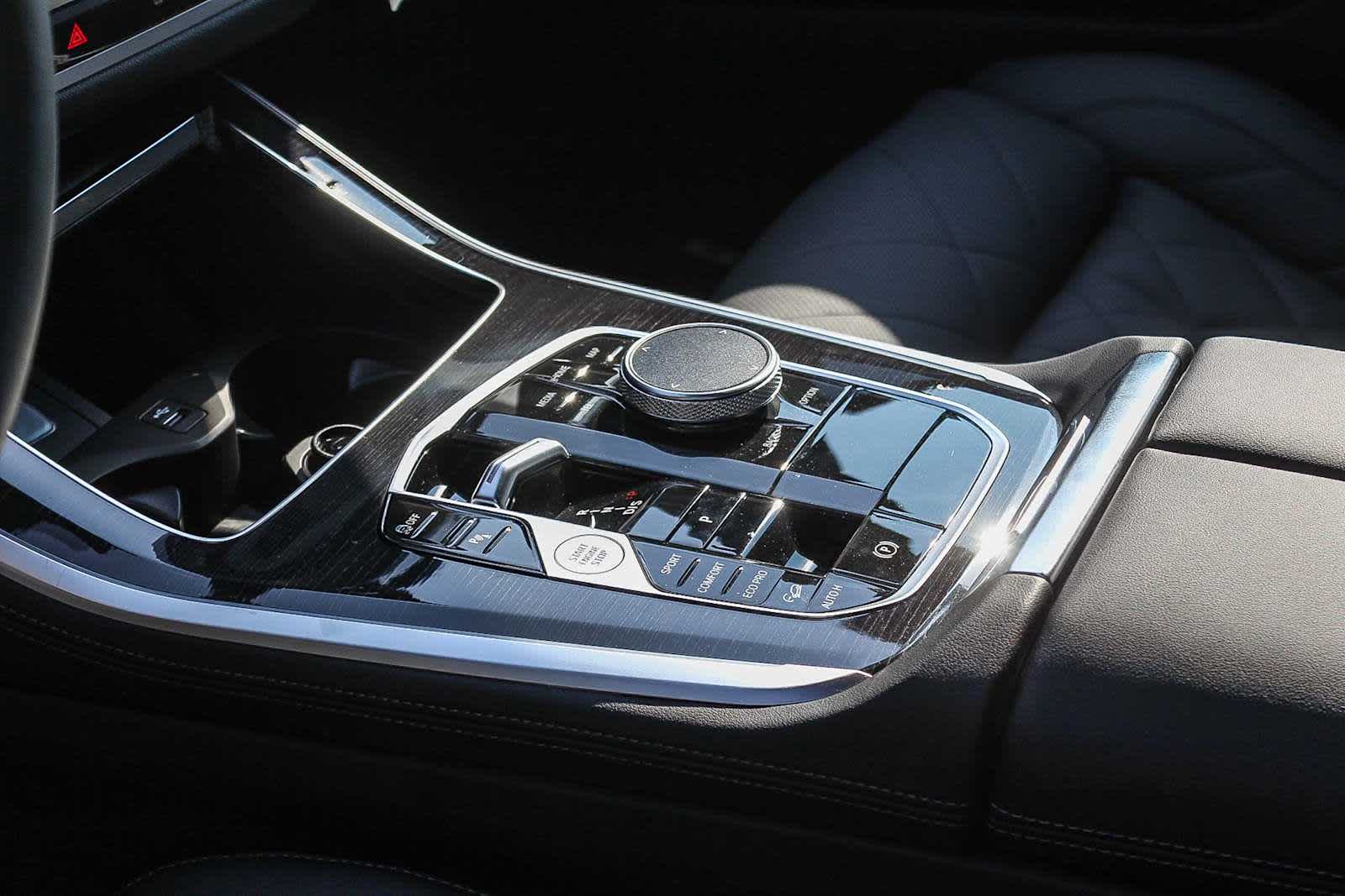 Thumbnail: 2026 BMW X5 - 19