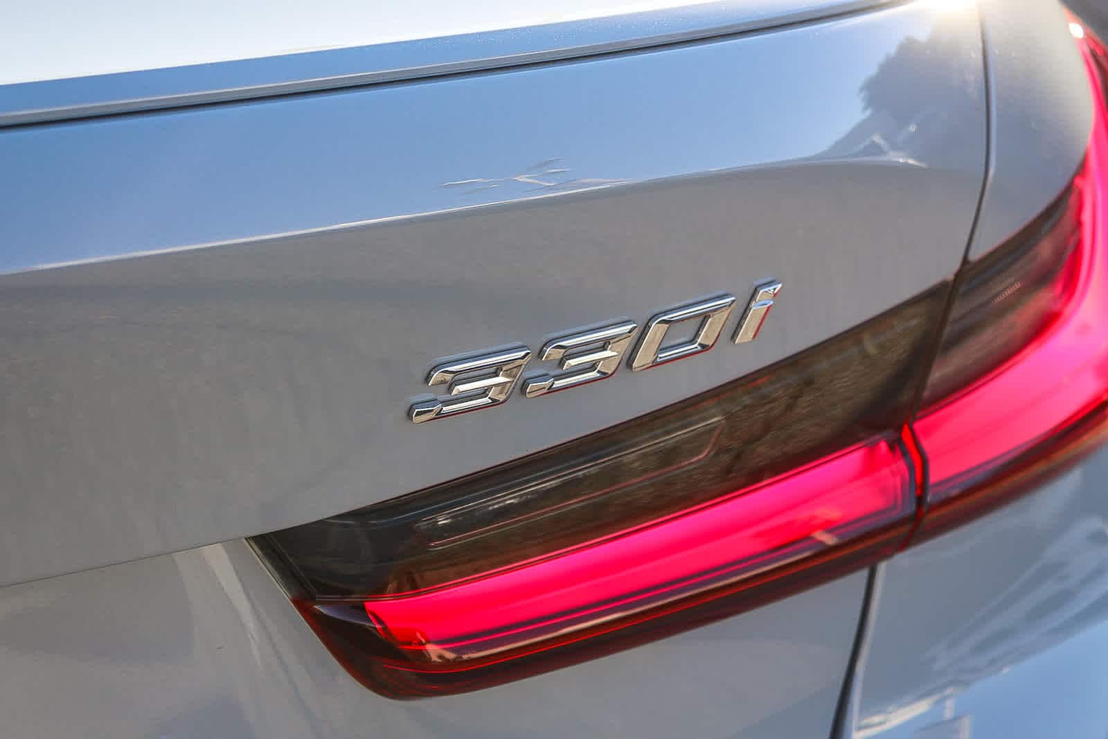 Thumbnail: 2026 BMW 3 Series - 25