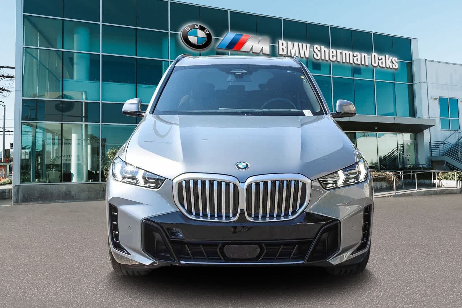 Thumbnail: 2026 BMW X5 - 2