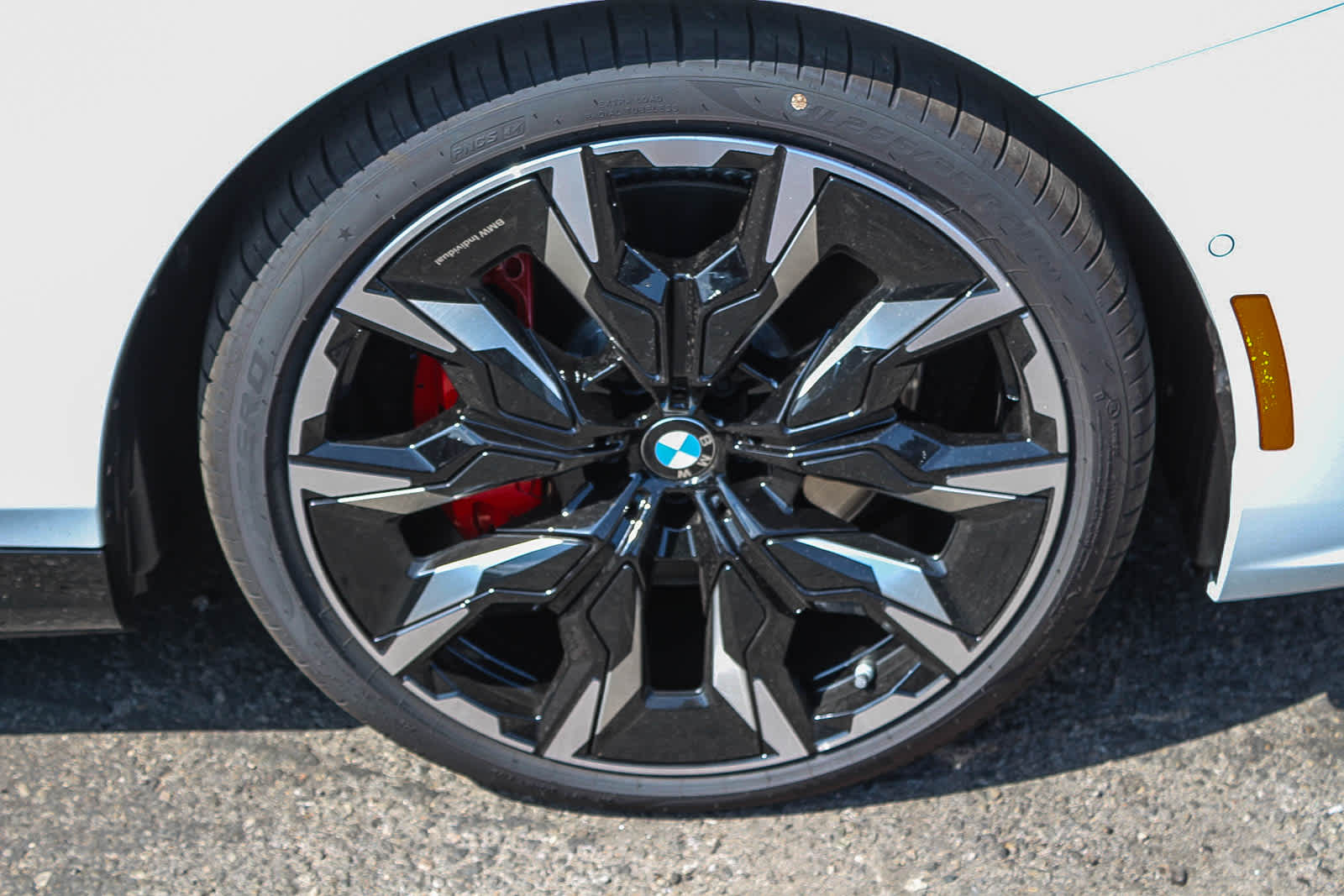 Thumbnail: 2025 BMW i5 - 9