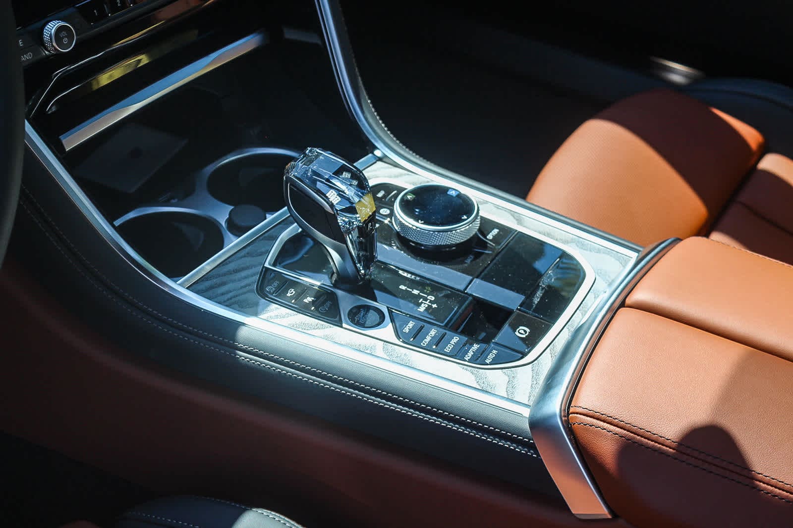 Thumbnail: 2026 BMW 8 Series - 19