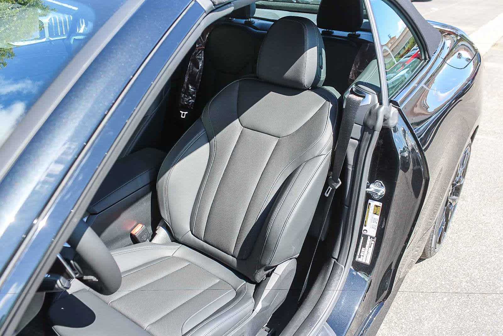 Thumbnail: 2027 BMW 4 Series - 24