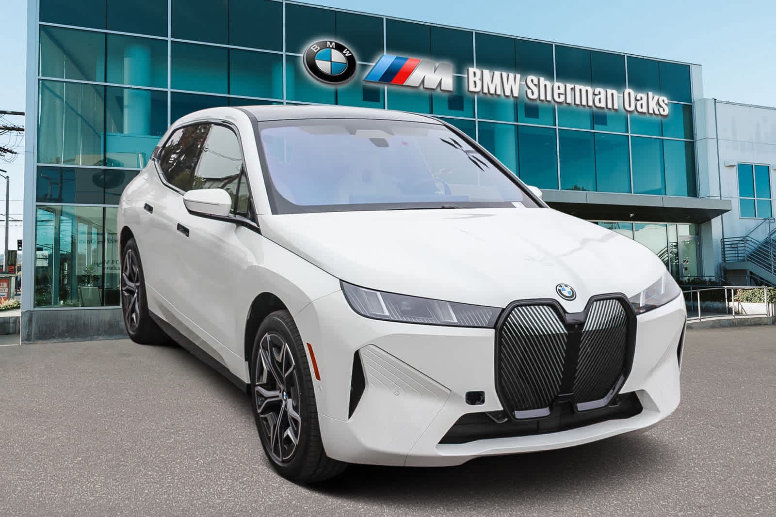 Thumbnail: 2026 BMW iX - 3