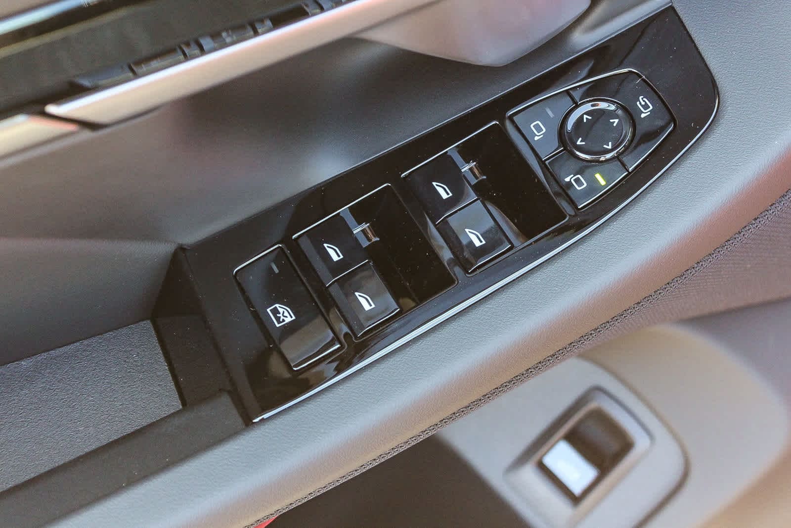 Thumbnail: 2026 BMW 5 Series - 20