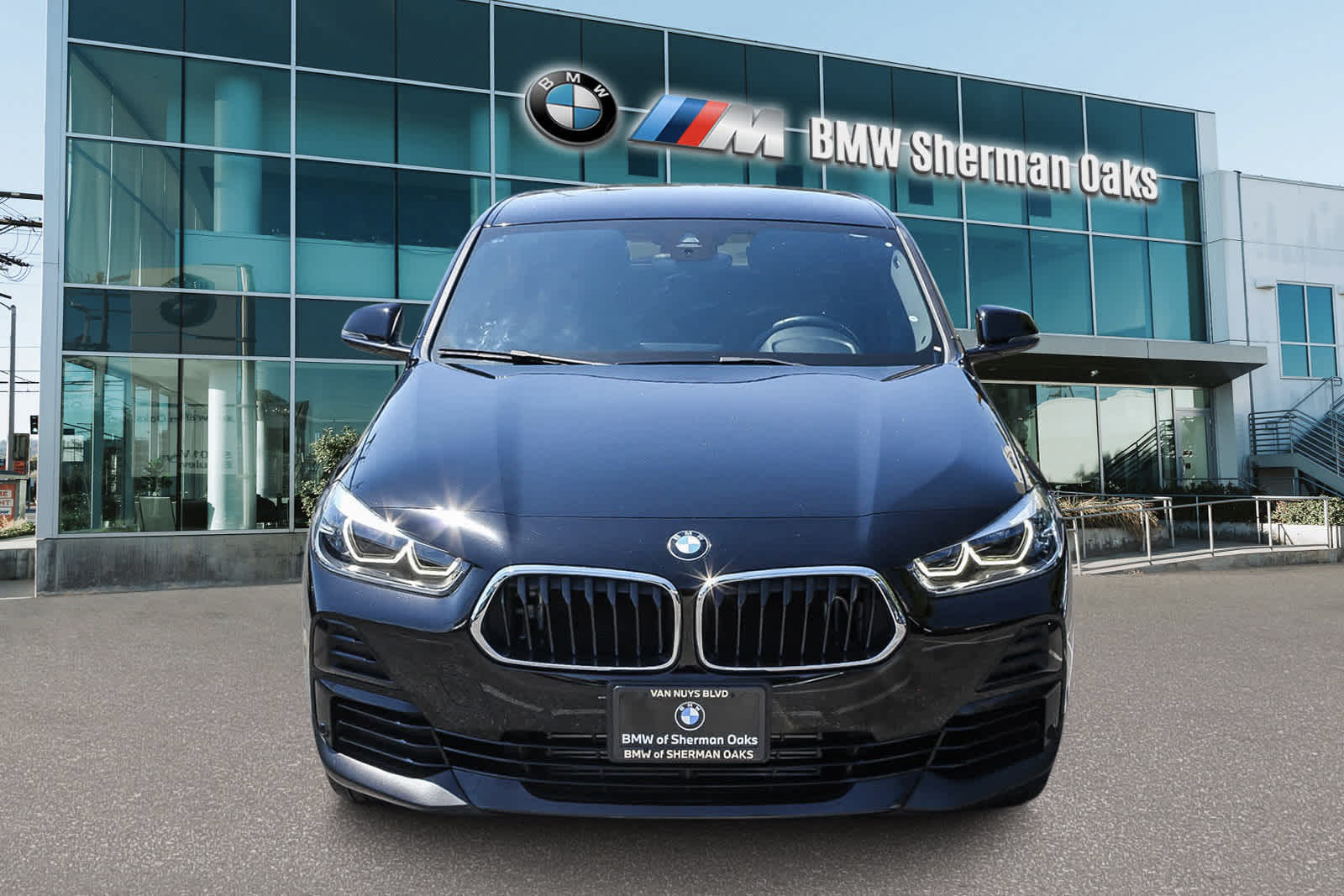 Used 2021 BMW X2 28i with VIN WBXYH9C04M5S45729 for sale in Sherman Oaks, CA