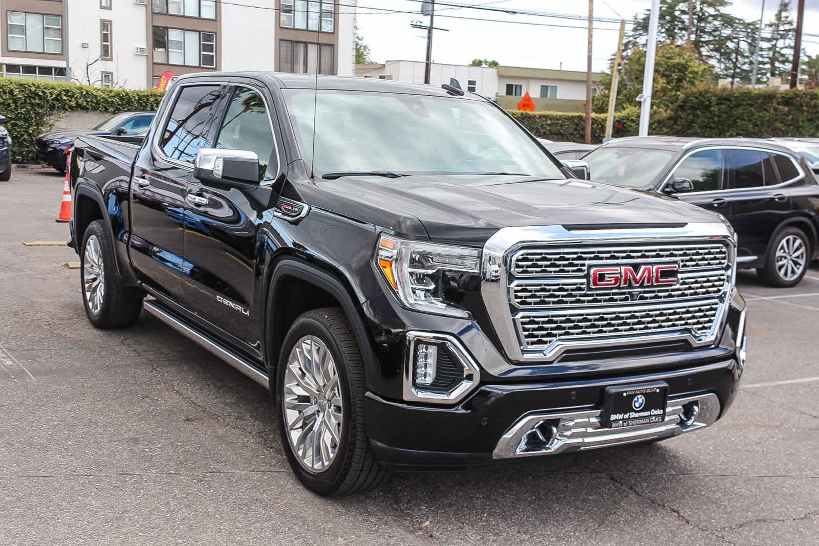 2019 GMC Sierra 1500 Denali photo 2
