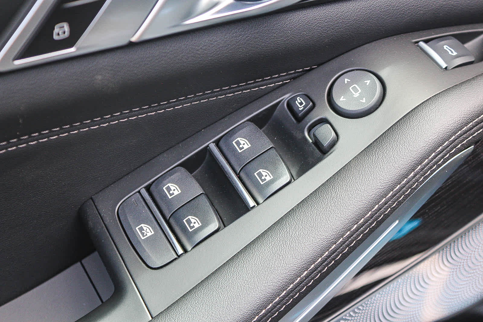 Thumbnail: 2026 BMW X5 - 20