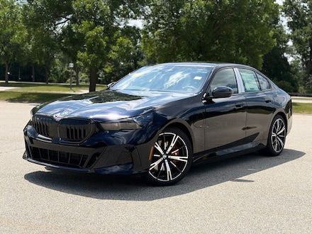 2027 BMW 550e xDrive Sedan