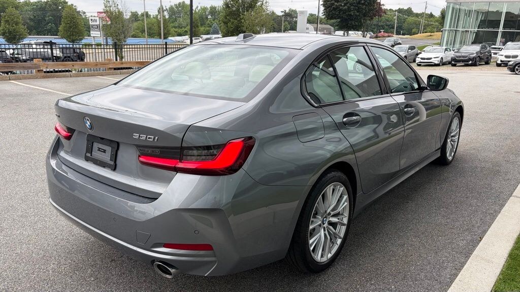 Certified 2023 BMW 330i xDrive Sedan