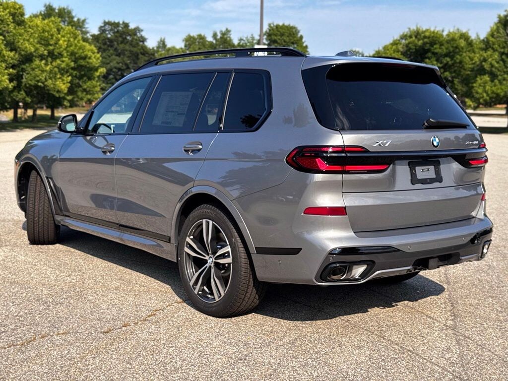 New 2027 BMW X7 xDrive40i SUV