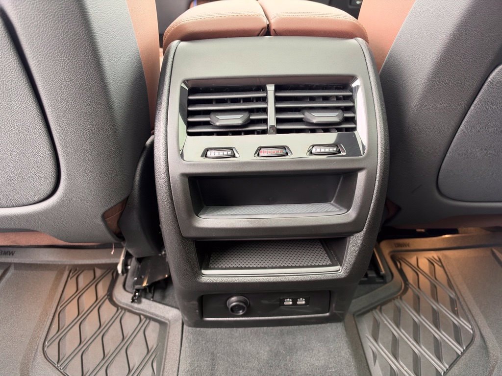 2026 BMW X5 40i - Photo 27