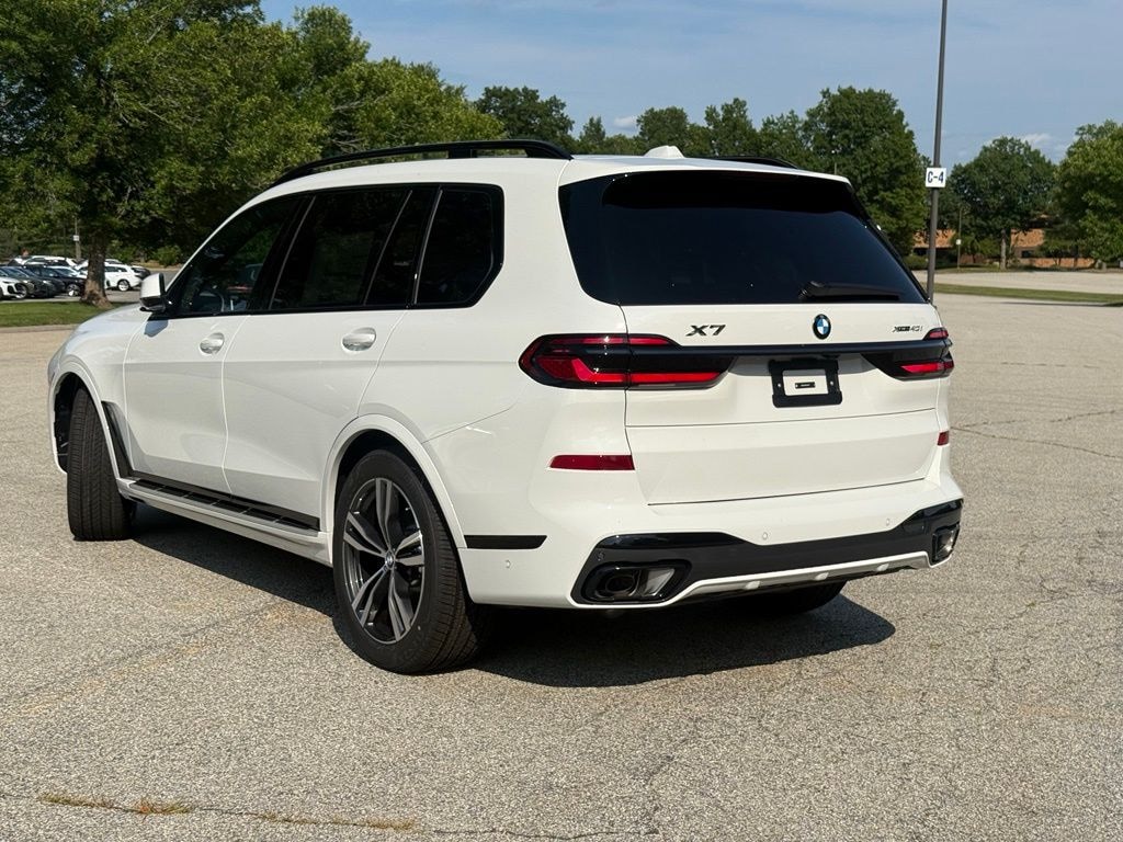 New 2027 BMW X7 xDrive40i SUV
