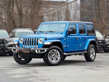 2023 Jeep Wrangler 4-DOOR SAHARA 4X4 SUV
