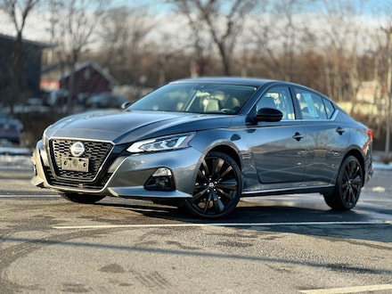 2022 Nissan Altima 2.5 SR Sedan