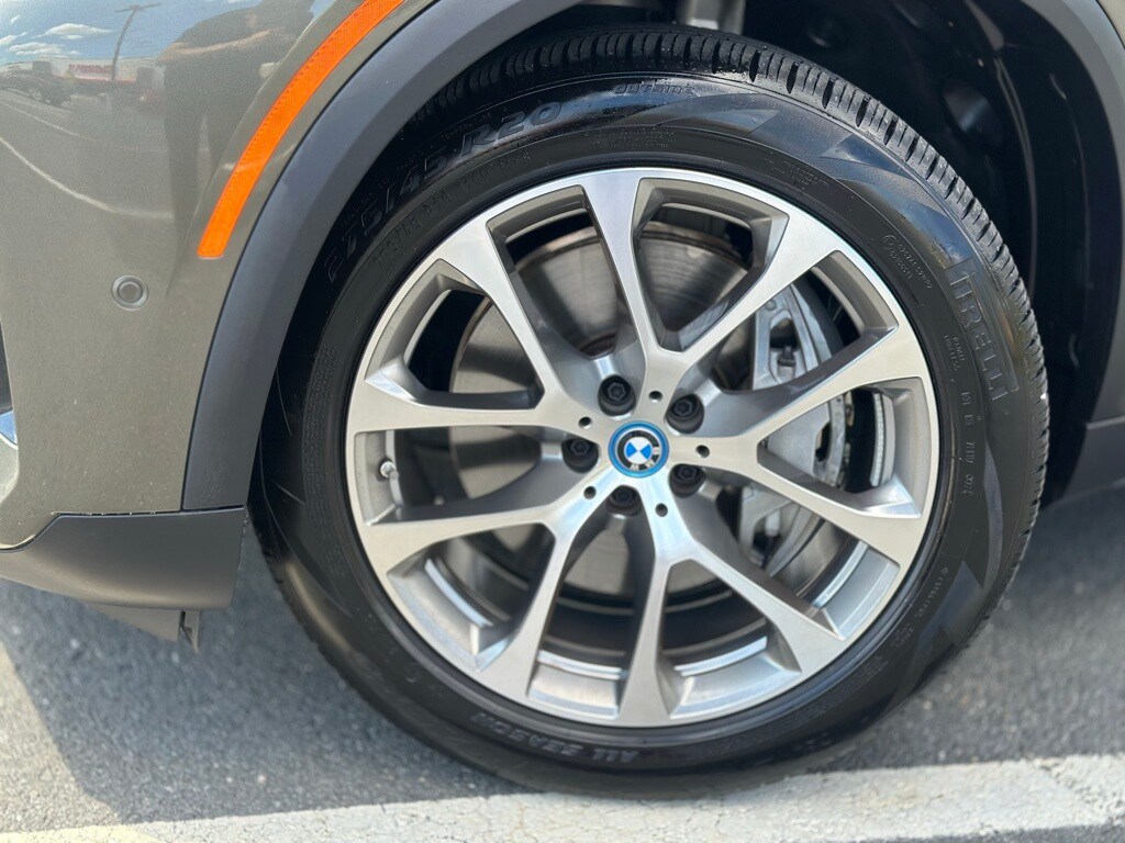 2025 Bmw X5 xDrive50e photo 2