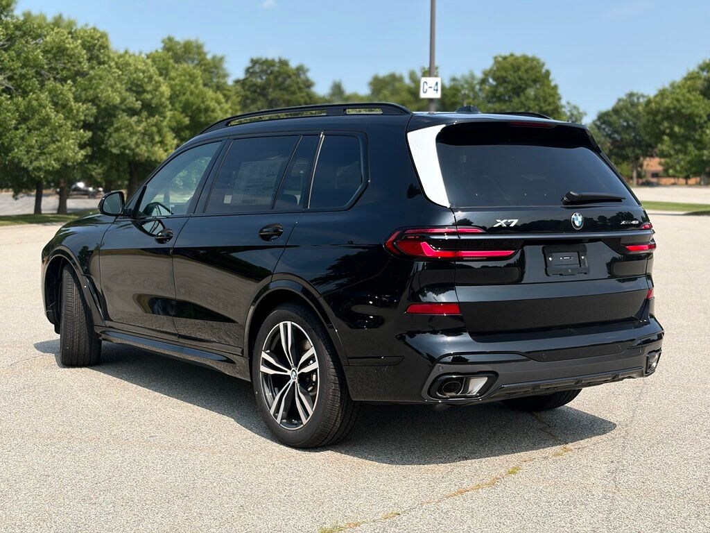 New 2027 BMW X7 xDrive40i SUV