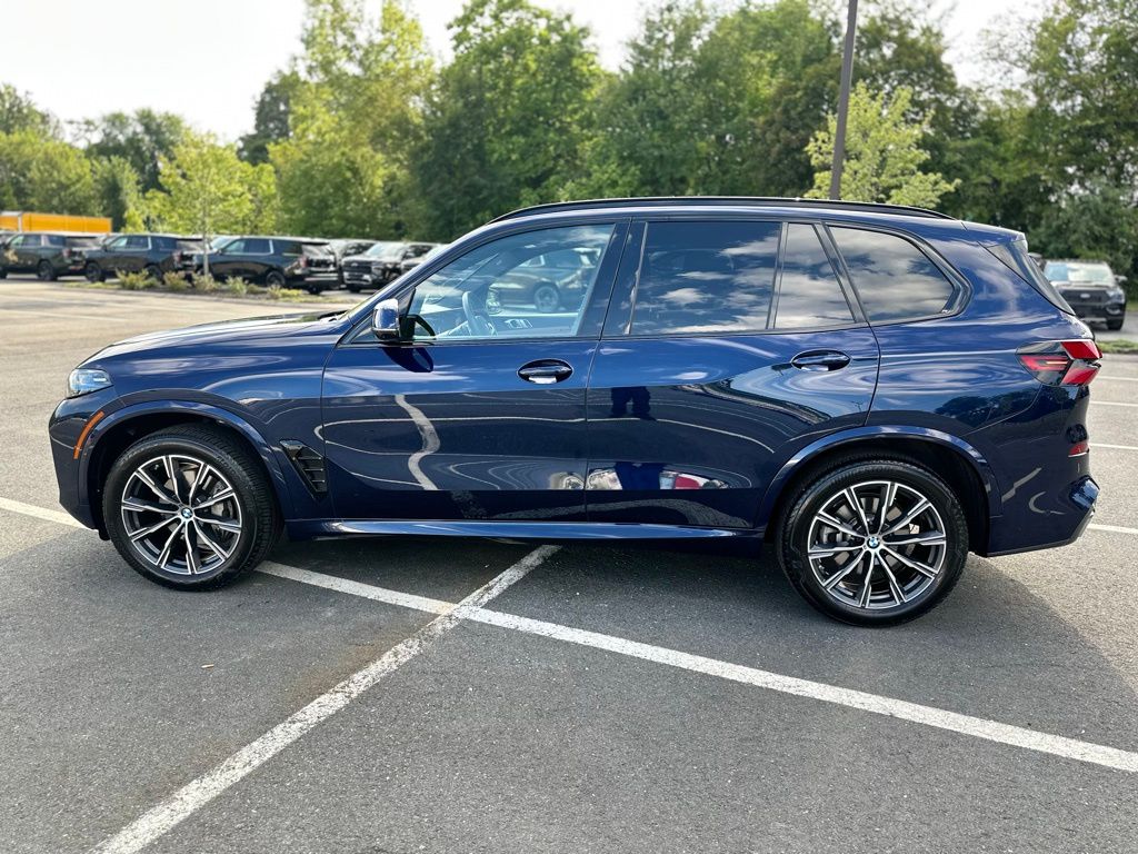 2025 Bmw X5 xDrive40i photo 2
