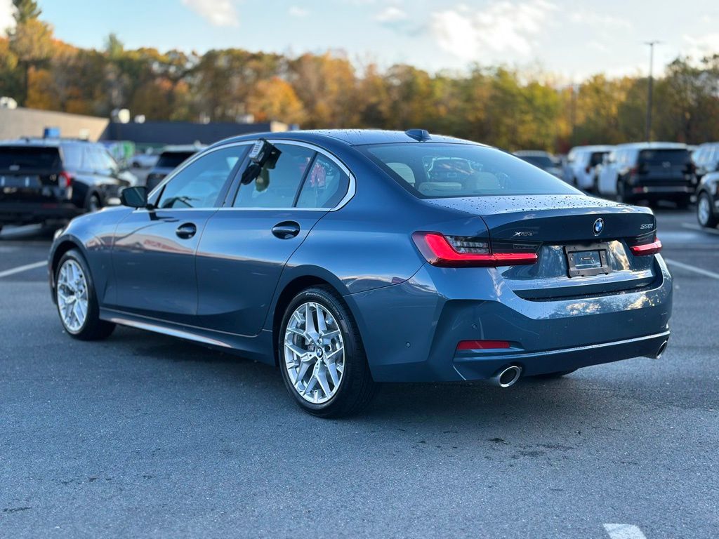 2025 Bmw 330i xDrive photo 4