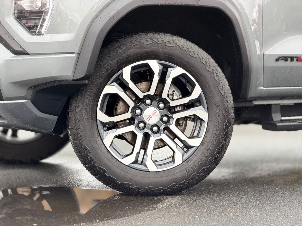2023 Gmc Canyon AT4 photo 2