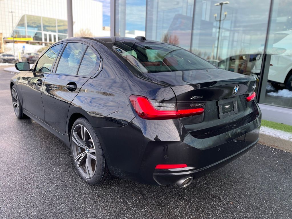 2023 Bmw 330i xDrive photo 2