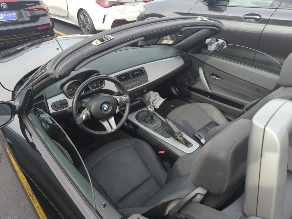 Used 2006 BMW Z4 3.0i with VIN 4USBU33586LW59385 for sale in Shrewsbury, MA