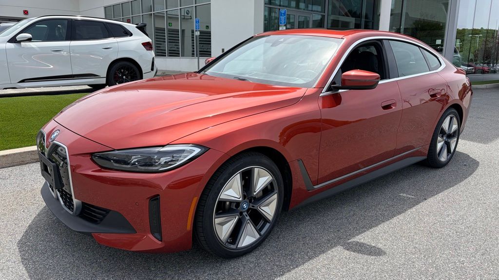 2024 BMW i4 xDrive40's photo