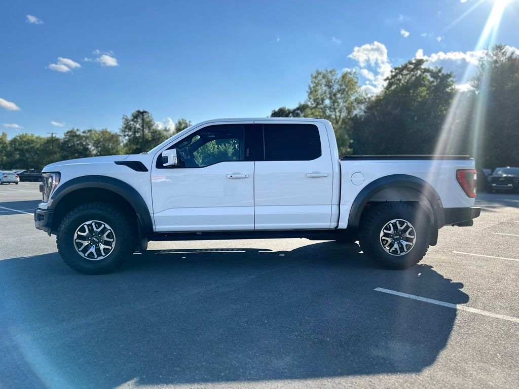 2023 Ford F-150 Raptor photo 3