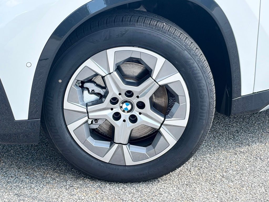 New 2026 BMW X1 xDrive28i SUV