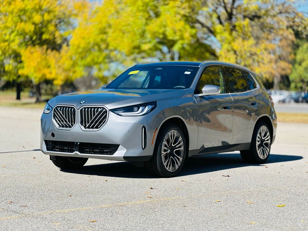 2026 BMW X3 30's photo