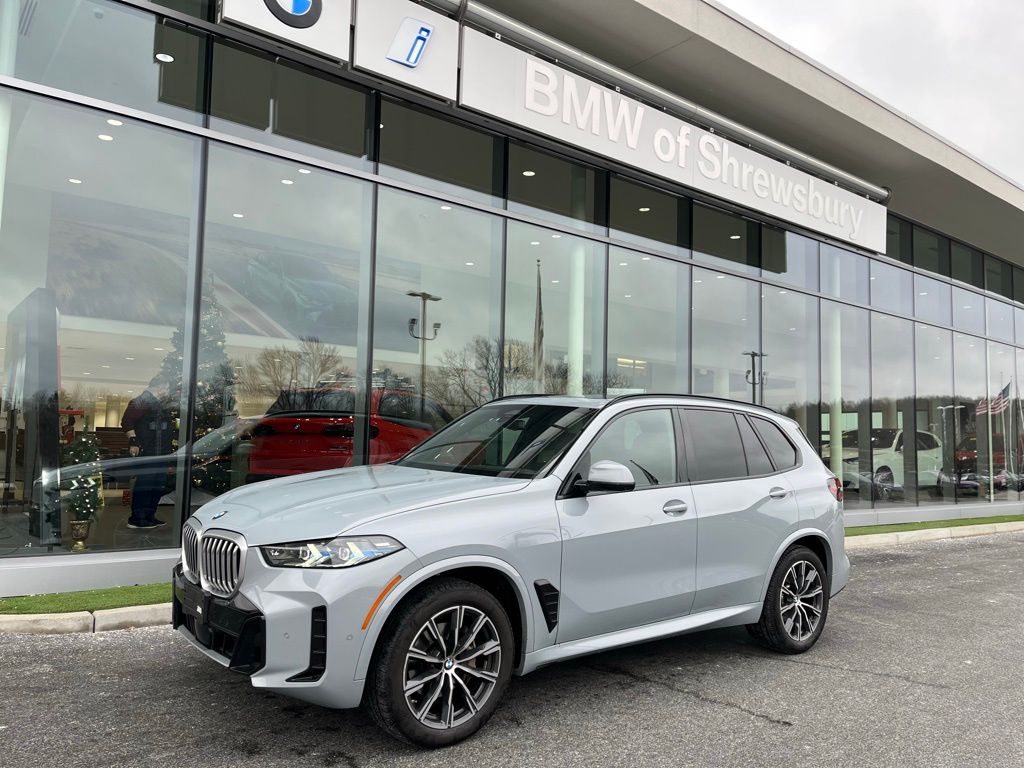 2025 BMW X5 40i's photo