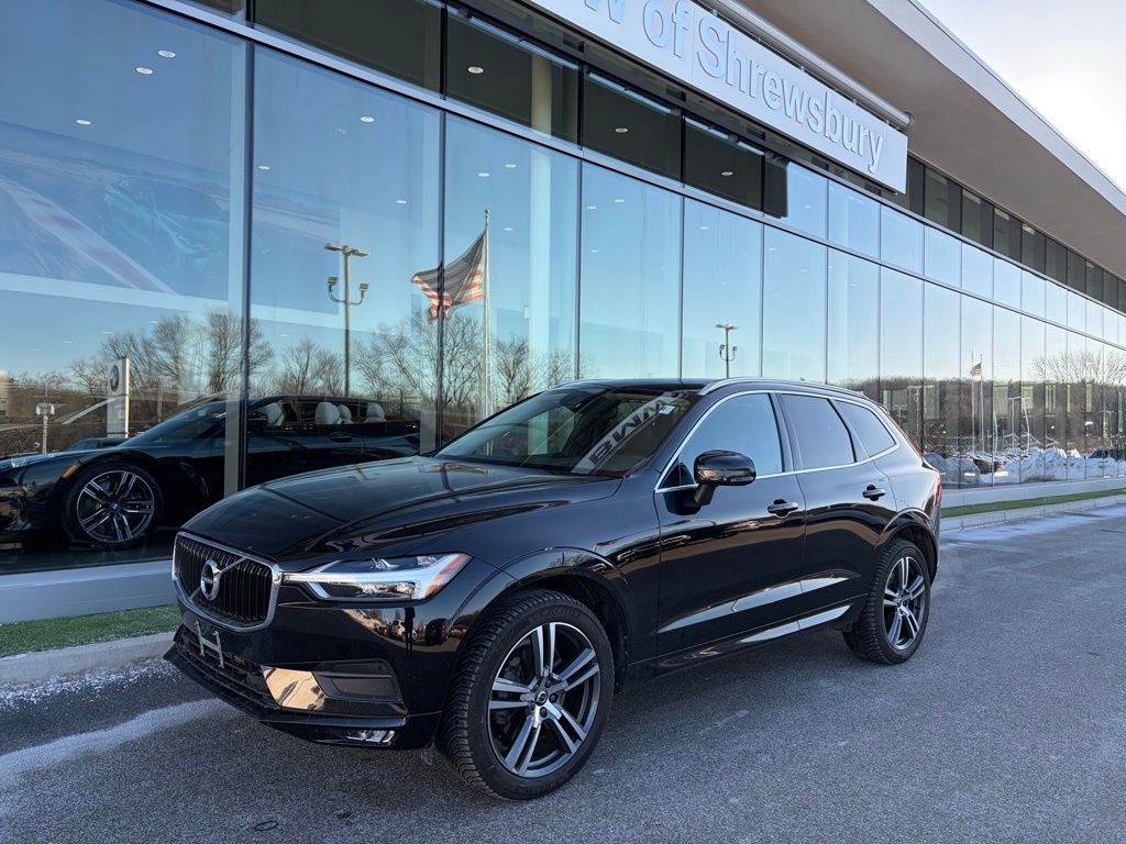 2021 Volvo XC60 Momentum