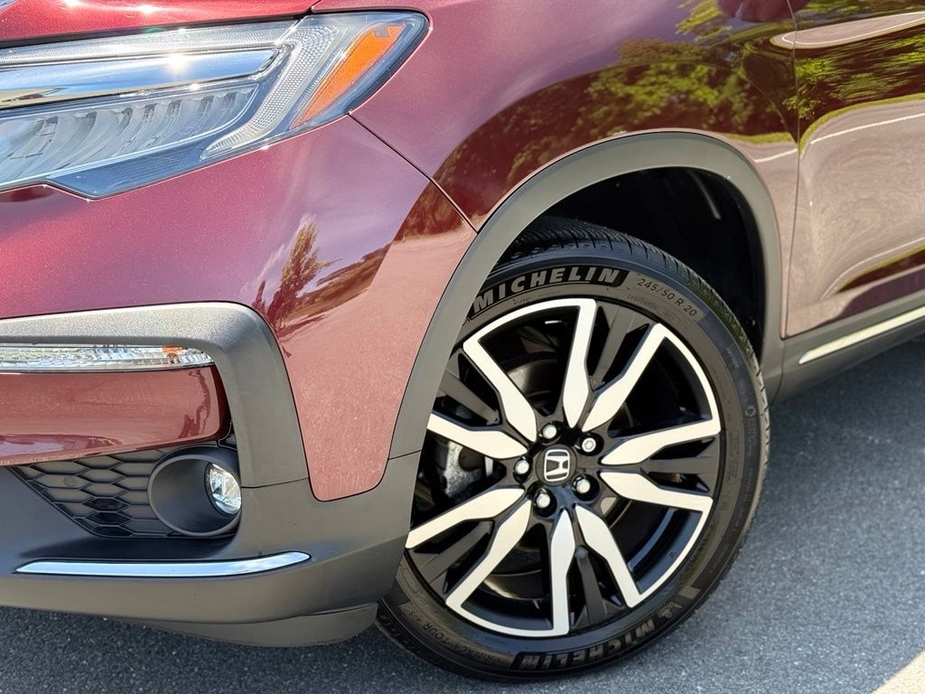 Used 2022 Honda Pilot Touring 8 Passenger SUV