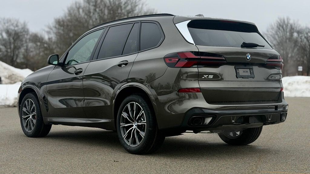 New 2026 BMW X5 xDrive40i SUV
