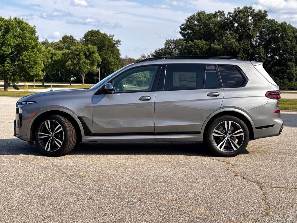 New 2027 BMW X7 xDrive40i SUV