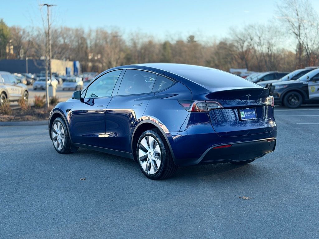 2023 Tesla Model Y Long Range photo 3