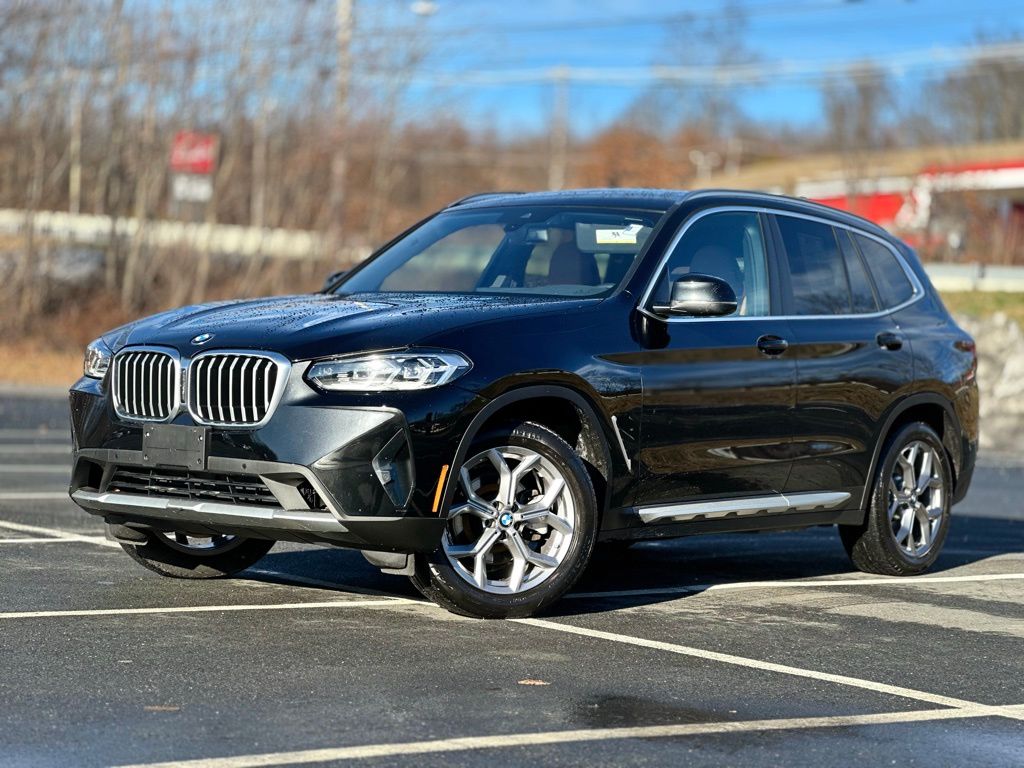 2023 BMW X3 30i's photo