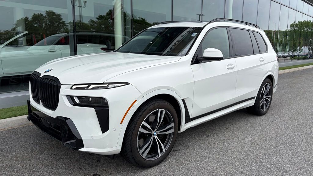 2024 BMW X7 xDrive40i's photo