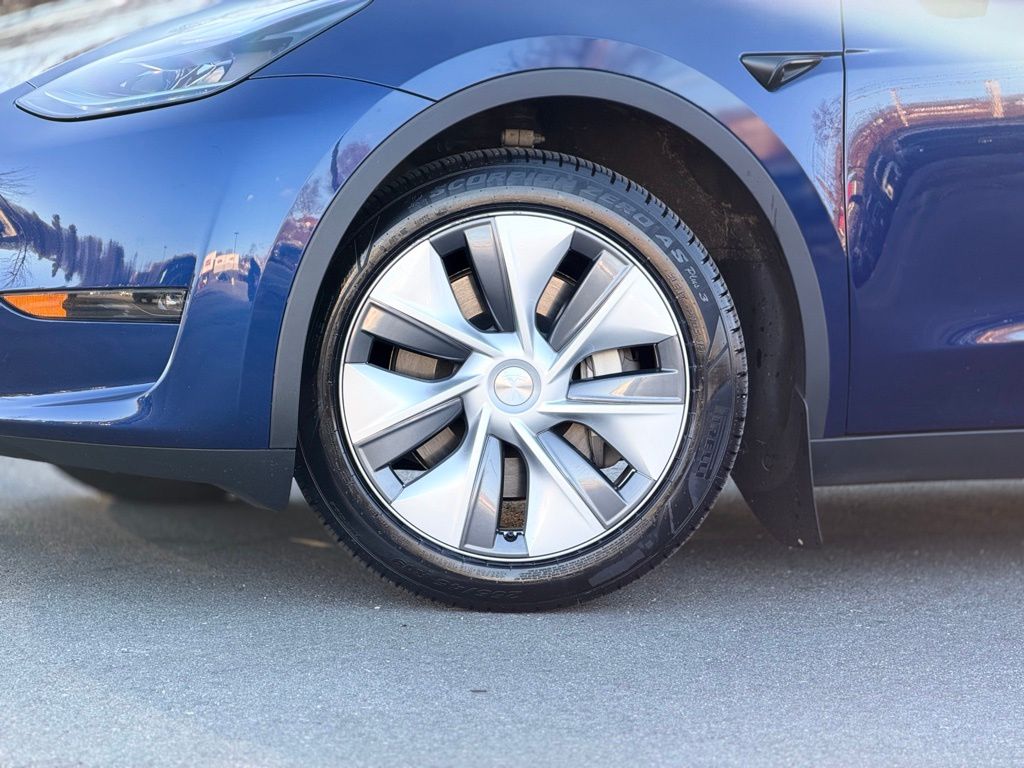 Used 2023 Tesla Model Y Long Range with VIN 7SAYGDEE2PF850334 for sale in Northfield, Minnesota