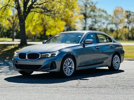 2025 BMW 330i xDrive Sedan