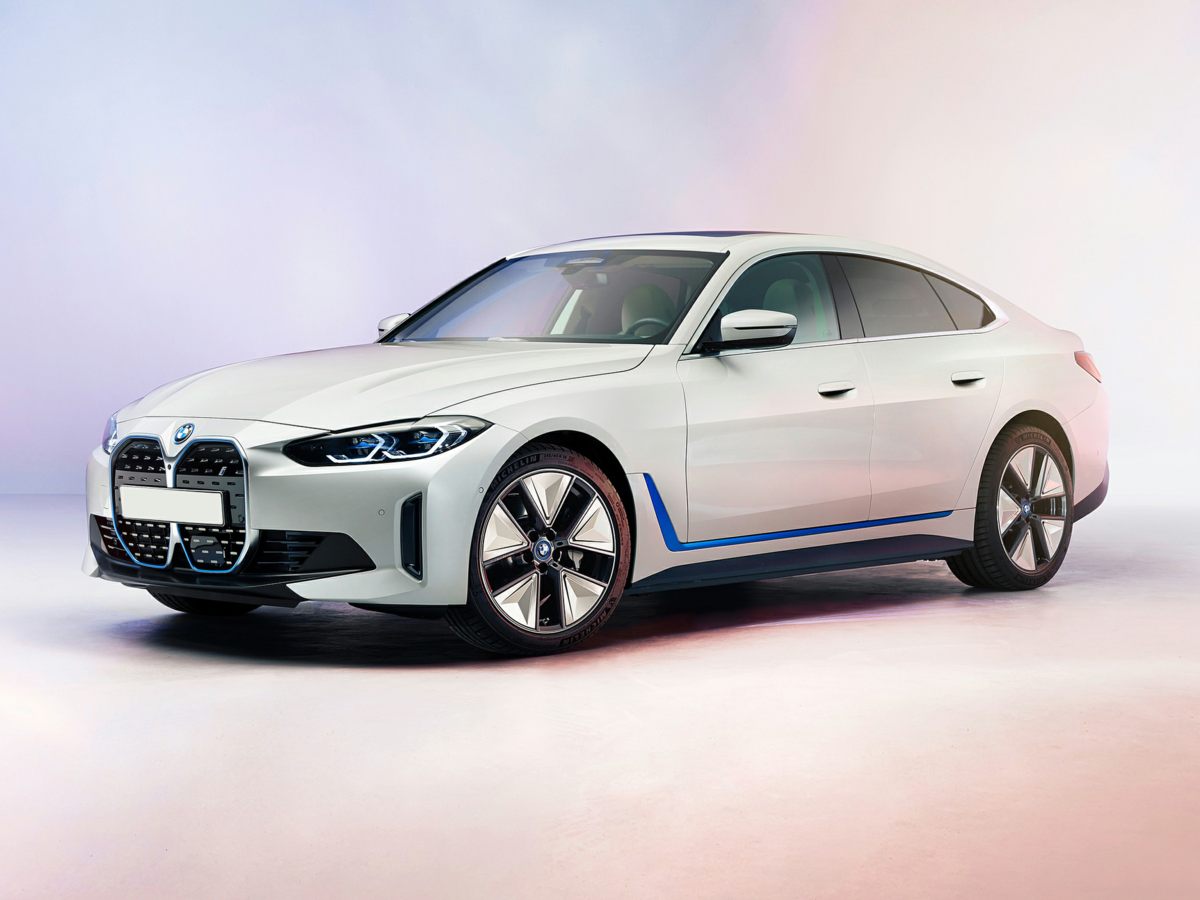 2023 BMW i4 M50's photo