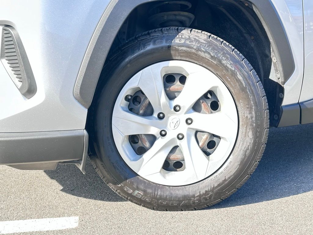 Used 2019 Toyota RAV4 LE SUV