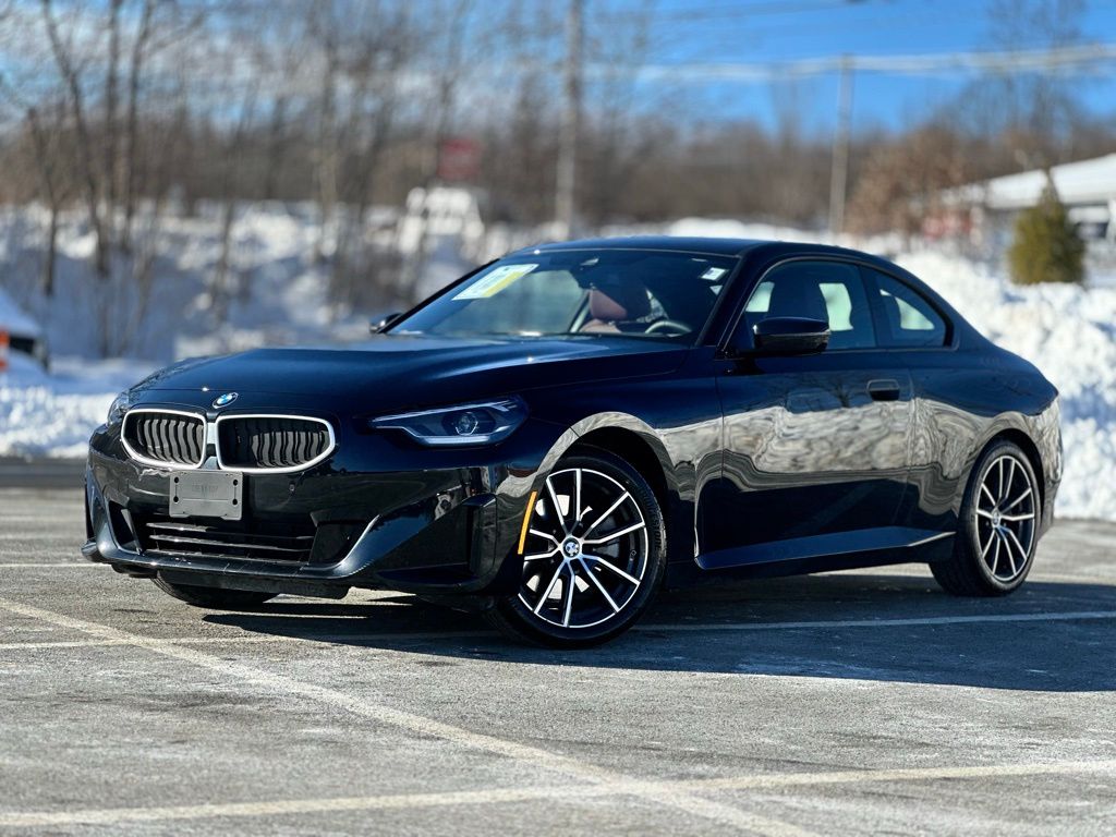 2025 BMW 230i Coupe 