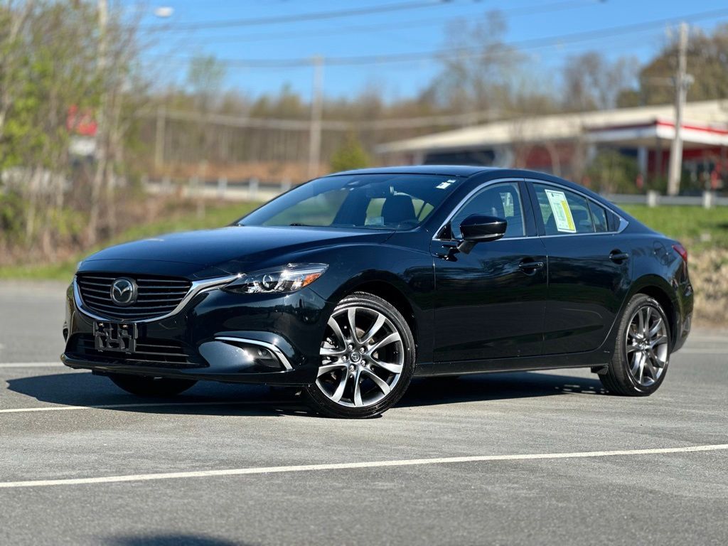 2017 Mazda EZ-6 i Grand Touring Auto's photo