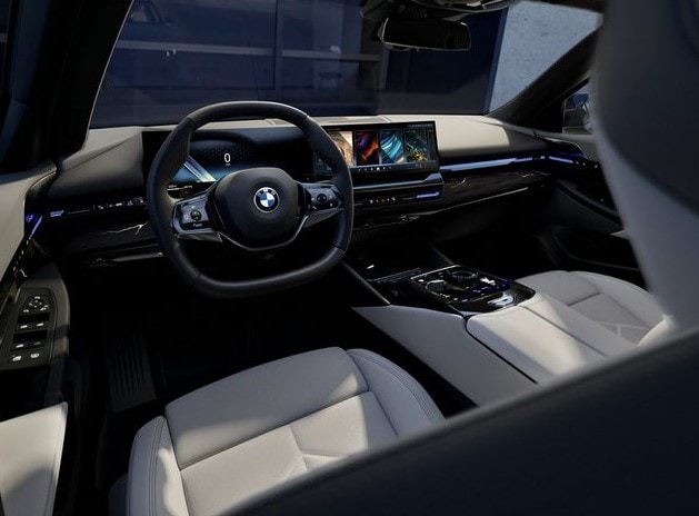 BMW 530i interior and technology