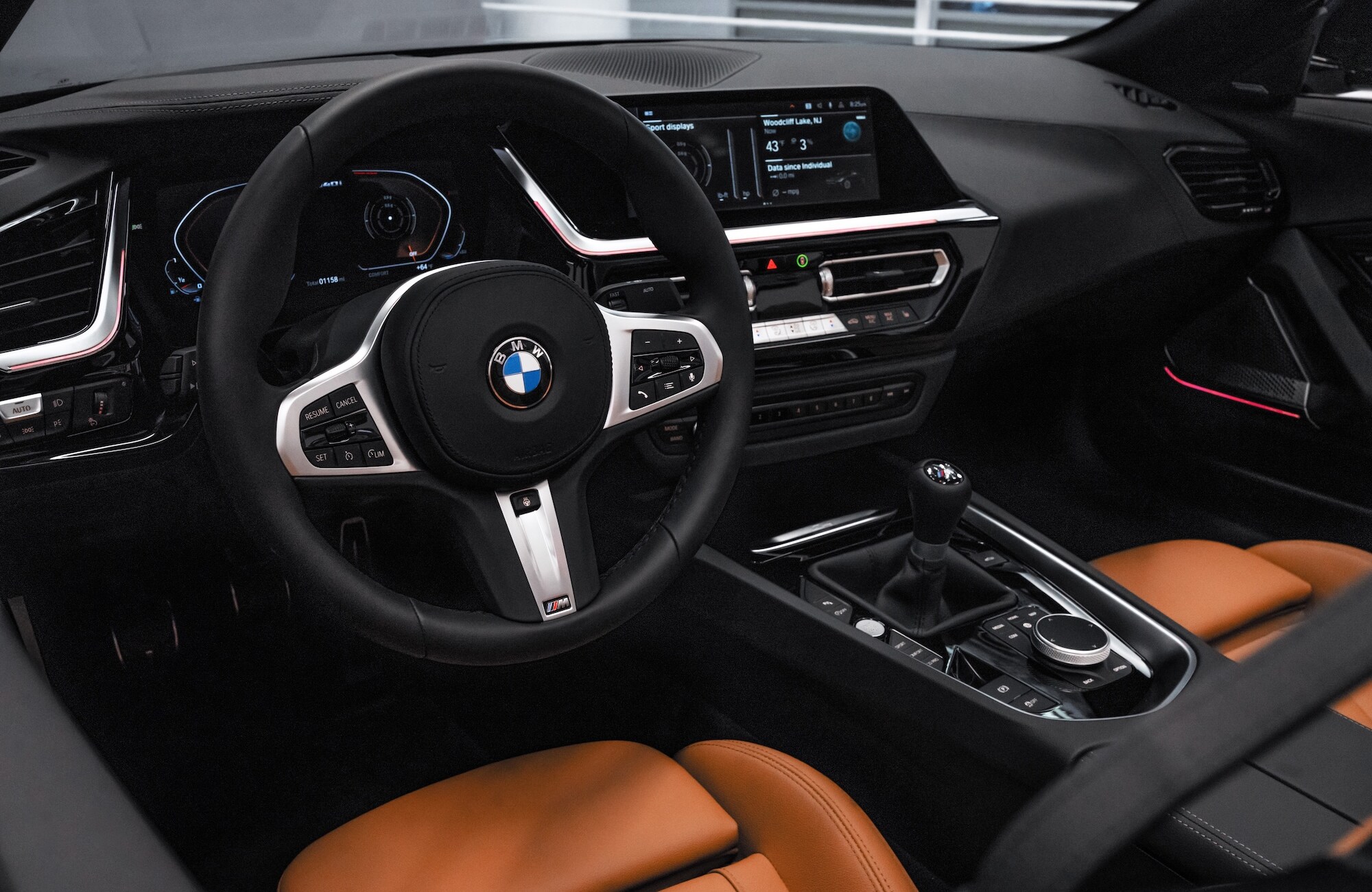  BMW Z4 interior and technology