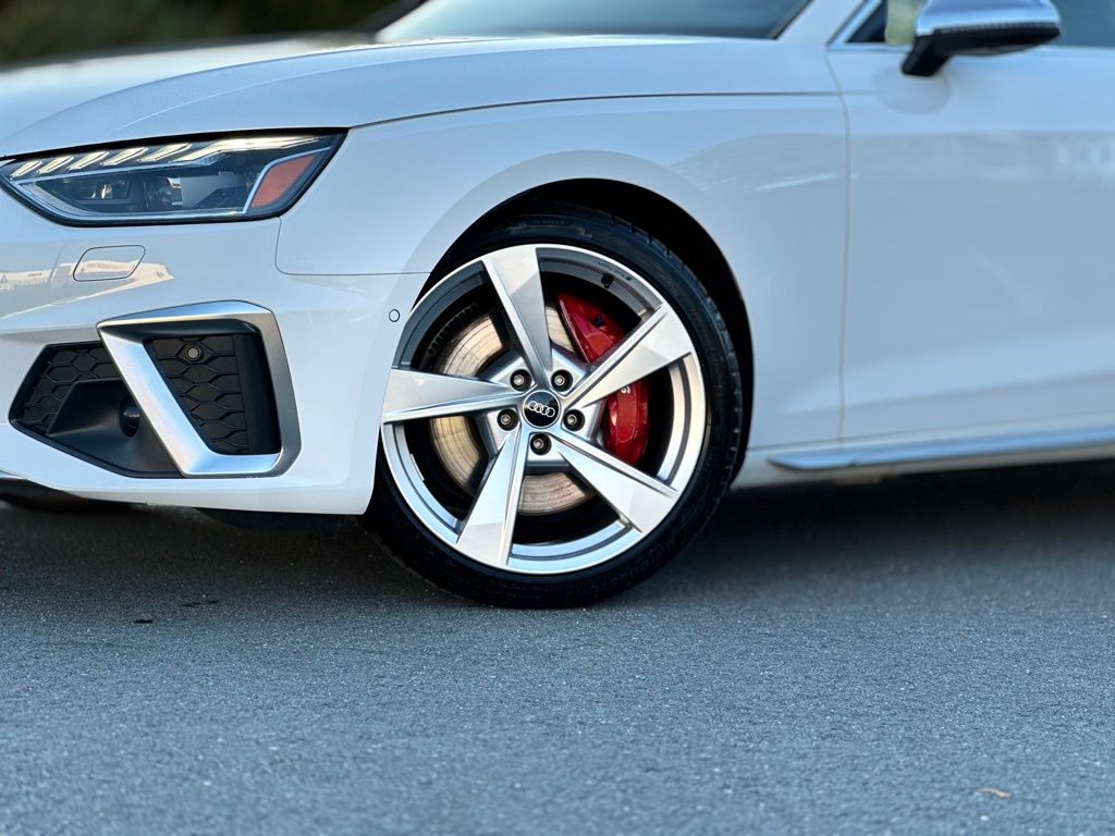 2024 Audi S4 Base Prestige photo 2