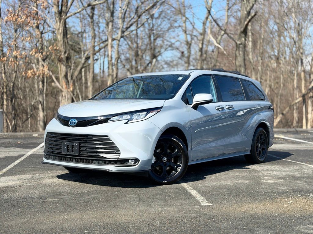 2025 Toyota Sienna