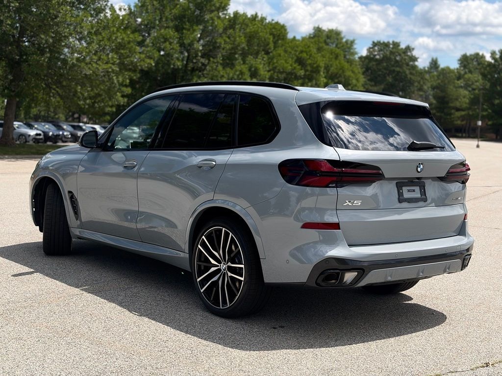 New 2026 BMW X5 xDrive40i SUV