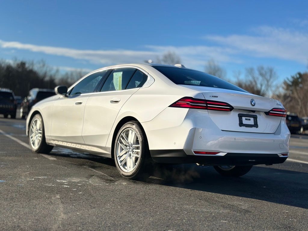Certified 2025 BMW 530i xDrive Sedan